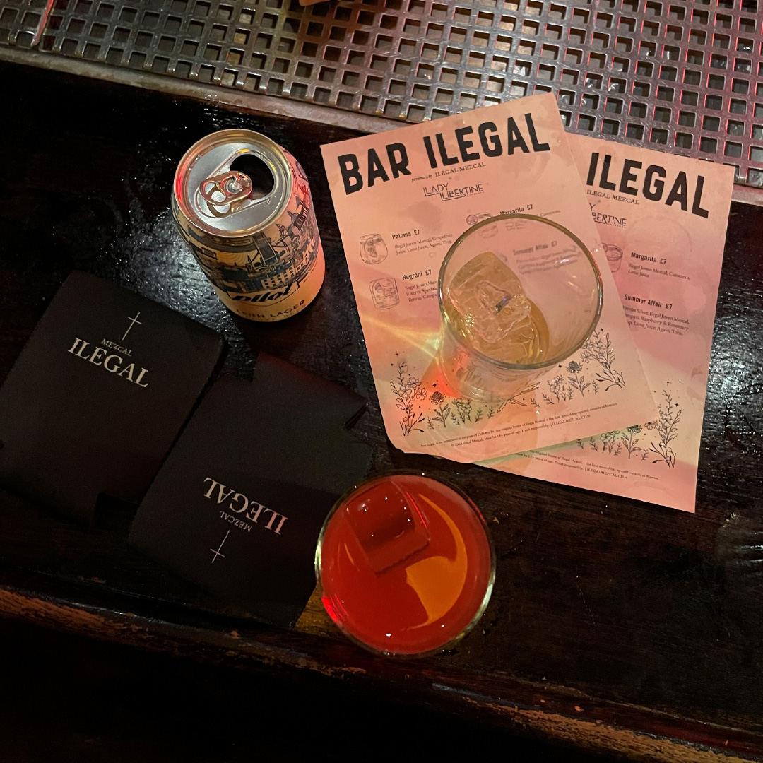 Powderkeg_Folio_Square-15